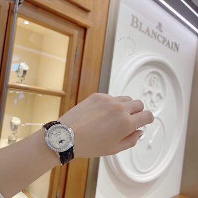 宝珀女装系列2360-4691A-55A复刻手表,让你的手腕瞬间增色不少! 25 BLANCPAIN WOMENS COLLECTION 2360 4691A 55A WATCH