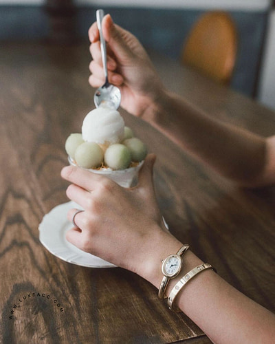 CARTIER BAIGNOIRE SERIES BAIGNOIRE WATCH 2 CARTIER BAIGNOIRE SERIES BAIGNOIRE WATCH 1