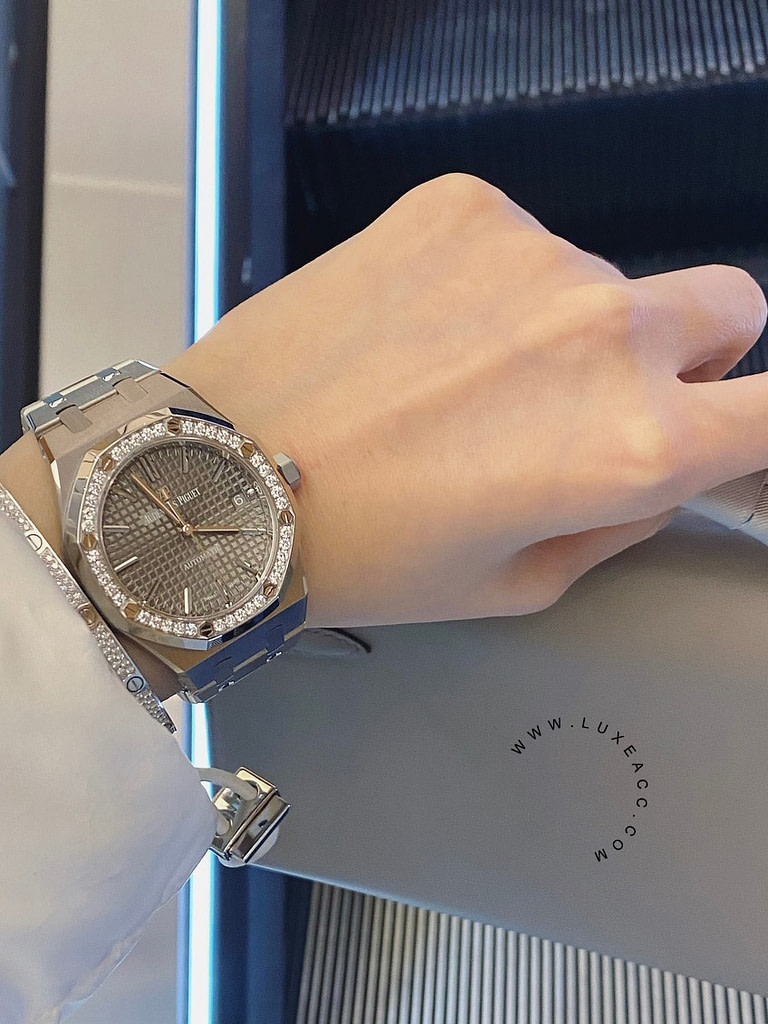 AUDEMARS PIGUET ROYAL OAK COLLECTION 15451ST.ZZ .1256ST.01 WATCH 1
