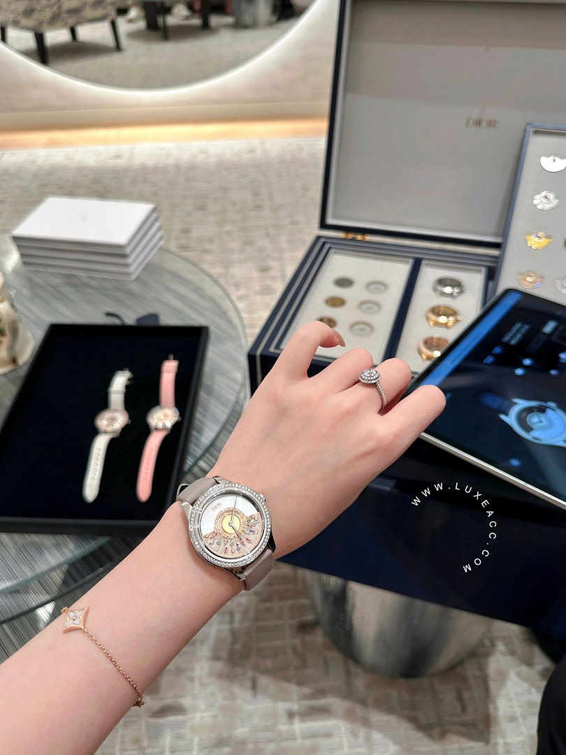 DIOR GRAND BAL series CD153B1X1235 Watch. 4 CD153B1X1235 1